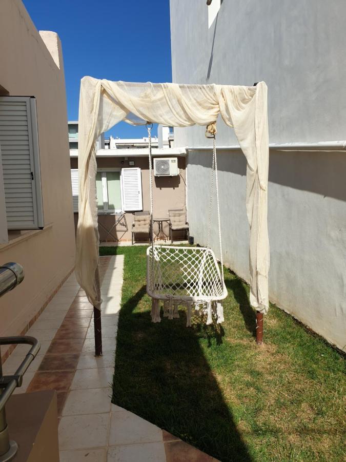 Nikoleta Apartment Chrissi Akti Chania Exterior foto